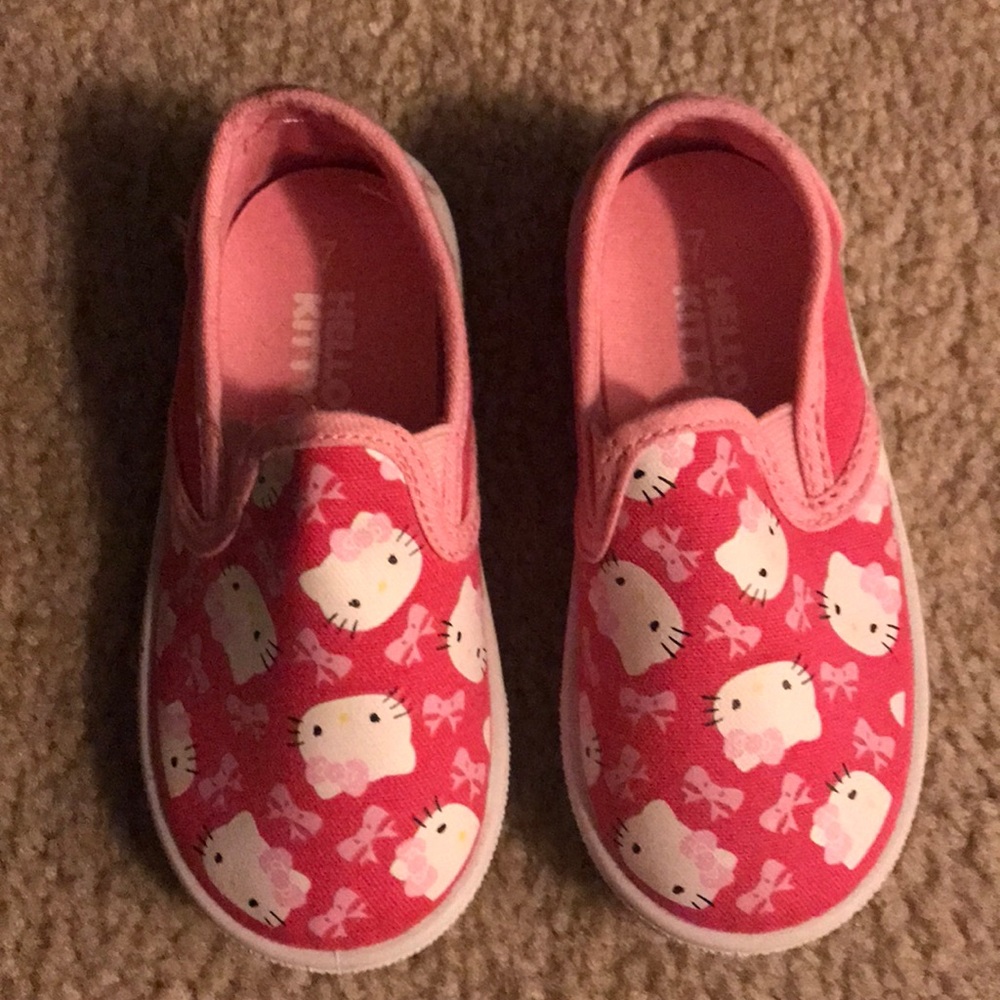 Hello Kitty Toddler Girl Size 7